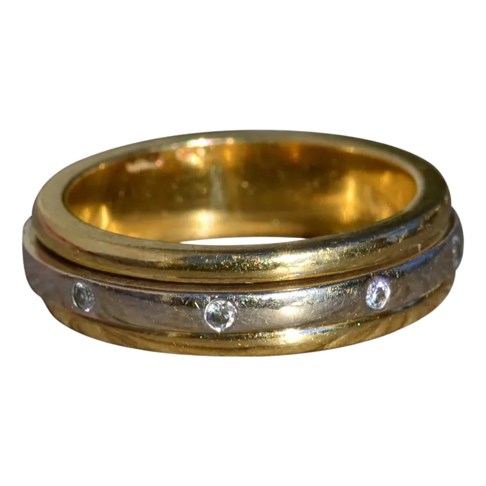 The Arandano: Ladies 18K Two Tone Diamond Spinner Band | Chairish