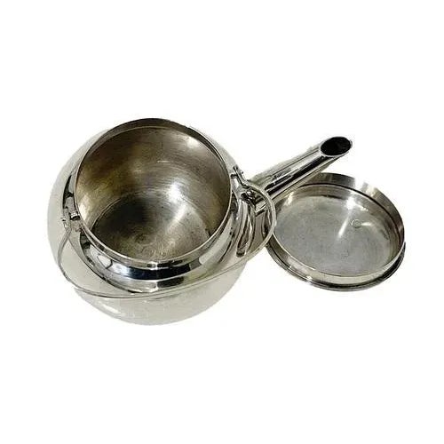 Dutch silver miniature tea kettle by Vos & Kempen Begeer, 1921 A miniature children's toy silver tea kettle with swing...