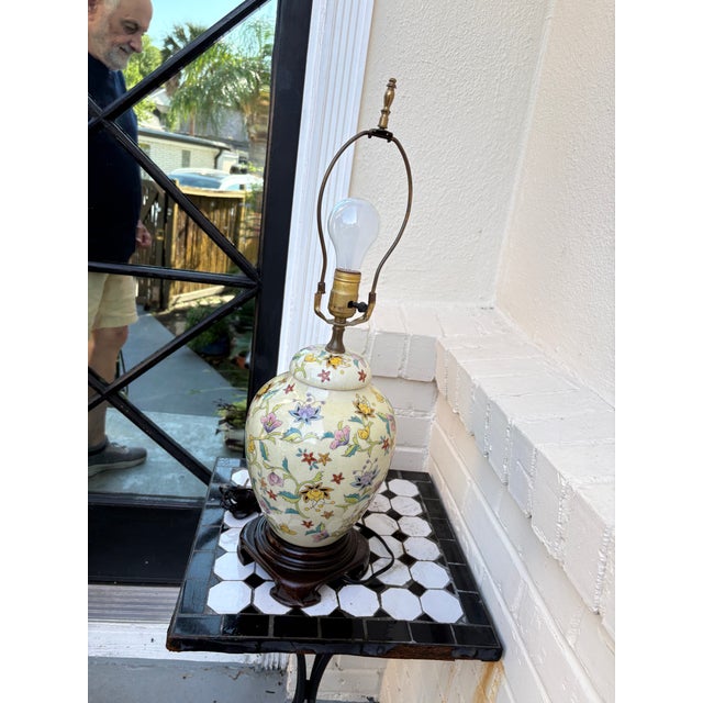 Vintage Ginger Jar Style Table Lamp. Chinese Export Porcelain For Sale - Image 10 of 10