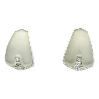 1980s Pair of Italian 18k White Gold Smoky Quartz & Diamond Sculptural Earrings For Sale