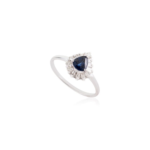 Art Deco VRJewels Pear Cut Blue Sapphire Diamond Halo Ring Size 9 in 14k Solid Gold For Sale - Image 3 of 11