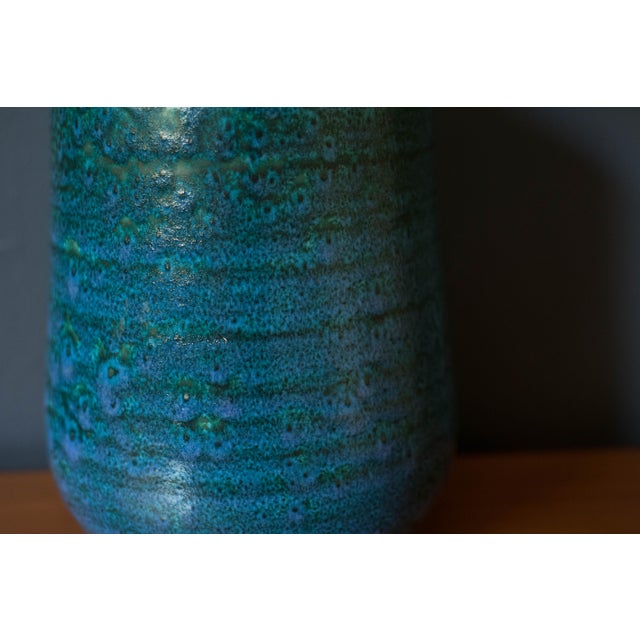 Vintage Pair of Stoneware Blue Studio Ceramic Table Lamps by Sy Allan Designs For Sale - Image 10 of 14