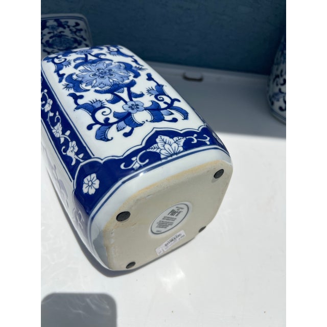Vintage Large Blue & White Floral Chinoiserie Vase For Sale - Image 4 of 6