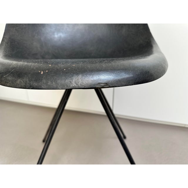 Fiberglass Chair by Jean-René Picard for S.E.T.A., France, 1955 For Sale - Image 9 of 17
