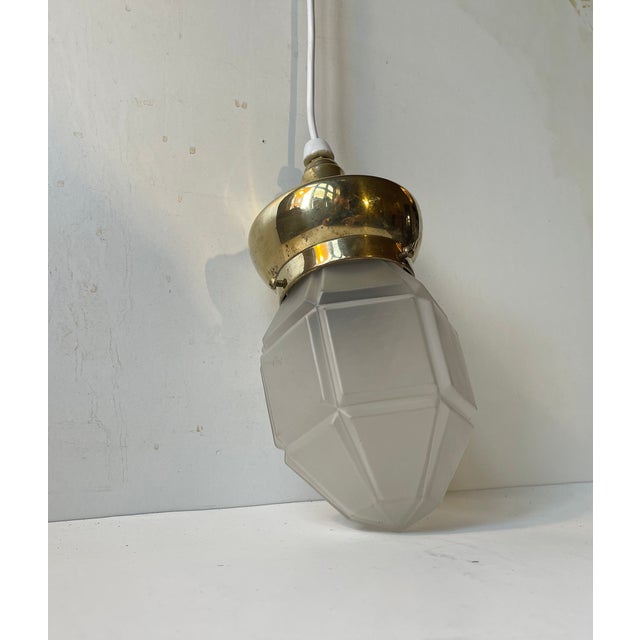 1930s Art Deco Scandinavian Pendant Lamp in Brass and Frosted Glass, 1930s For Sale - Image 5 of 7