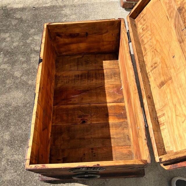 Antique Mexican Spanish Colonial Wooden Bau’l Chest For Sale - Image 9 of 10