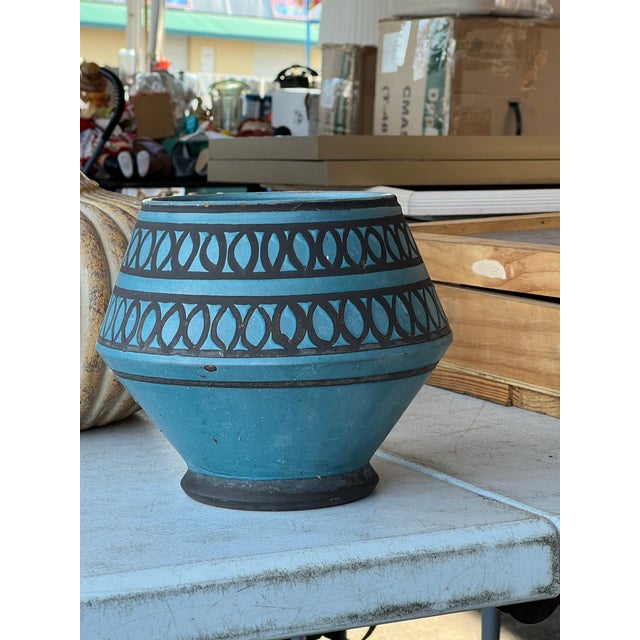 Mid 20th Century Italian Teal Planter With Geometric Design For Sale - Image 4 of 6
