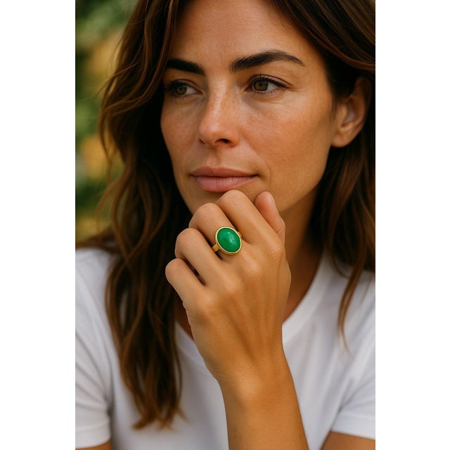 Fred Paris 18k Yellow Gold Chrysoprase Vintage Ring, Size 6 For Sale - Image 11 of 12