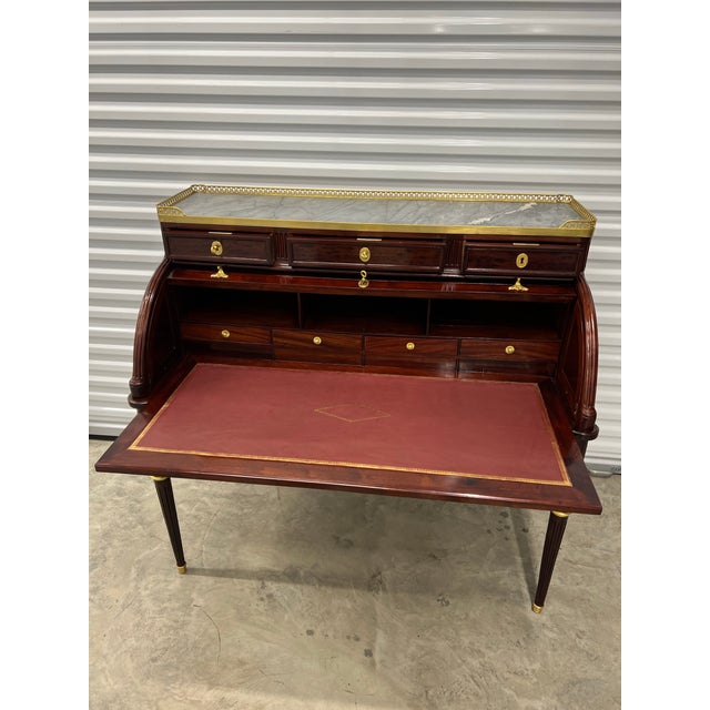 18 Century Louis XVI Mahogany Cylinder Desk For Sale - Image 4 of 8