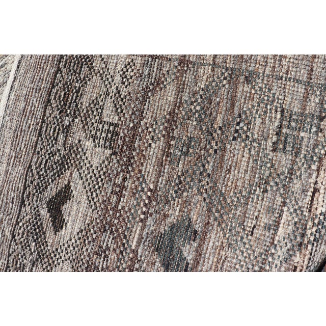 Modern Hand-Knotted Runner in Wool With Diamond Design in Neutral Tones 3'0 X 11'4 For Sale - Image 11 of 11