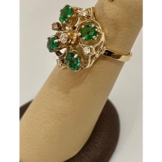 Emerald 1 Ct Natural Emerald, Oval Stone and Diamond Ring 14 Karat Yellow Gold For Sale - Image 8 of 18