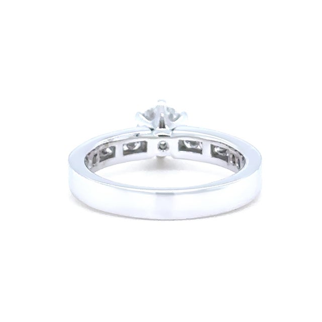 2020s 18ct White Gold Round Brilliant Cut Diamond Ring 0.95ct 5.75g, Size 6 For Sale - Image 5 of 10