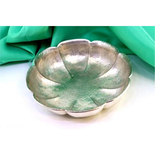 Hammered Silver Candy Box in Gummed Form For Sale - Image 4 of 6