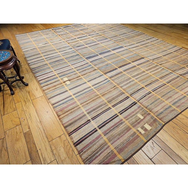 19th Century American Amish Rag Rug, Handwoven Folk Art, Stripe Pattern, Tan & Pale Blue, 10’ X 14’ For Sale - Image 12 of 12