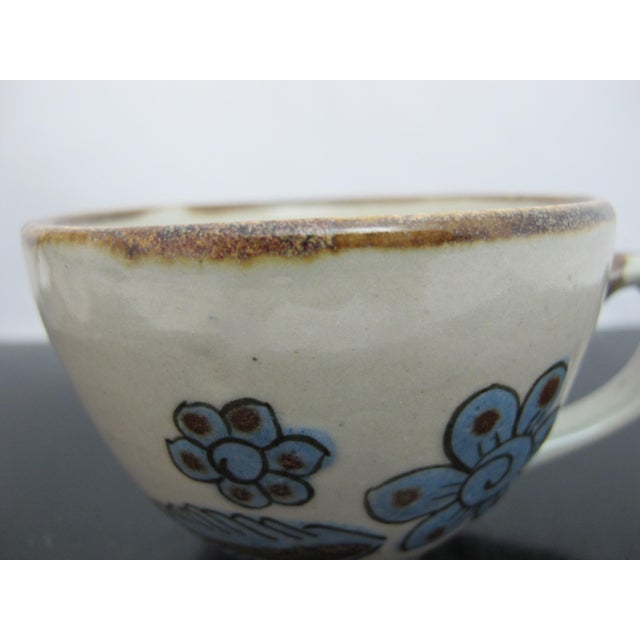 Ken Edwards El Palomar Blue Bird Tonala Mexico Folk Art Coffee Tea Cup & Saucer For Sale - Image 9 of 11