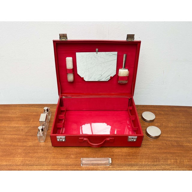Mid-Century Modern German Red Beauty Vanity Mirror Case, 1960s, in Very Good conditions. Designed 1960 to 1969