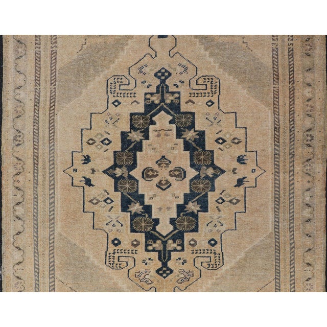 Vintage Turkish Oushak Rug With Beige and Navy Blue Geometric Medallion For Sale - Image 4 of 10