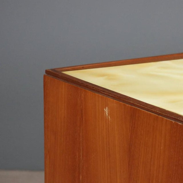 Vintage Chest of Drawers in Mahogany Veneer and Glass, 1960s For Sale - Image 5 of 11