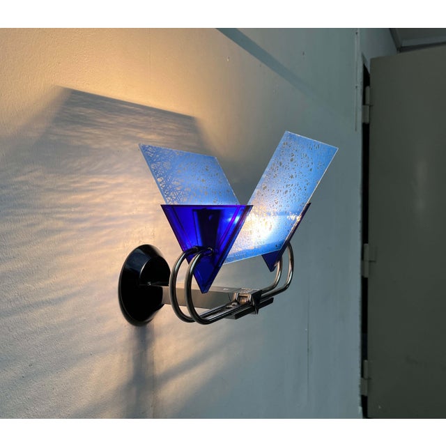 Metal Postmodern Italian Model Murana Sconce by Perry A. King and S. Miranda for Arteluce, 1980s For Sale - Image 7 of 18