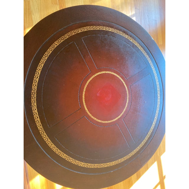 1950s American Regency Pedestal Table C. For Sale In New York - Image 6 of 10