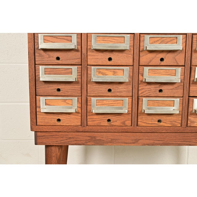 Remington Rand Style Mid-Century Modern 30-Drawer Oak Library Card Catalog, Circa 1960s For Sale - Image 11 of 16