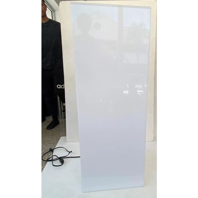 1970s Illuminated Pedestal White and Clear Lucite For Sale - Image 4 of 12