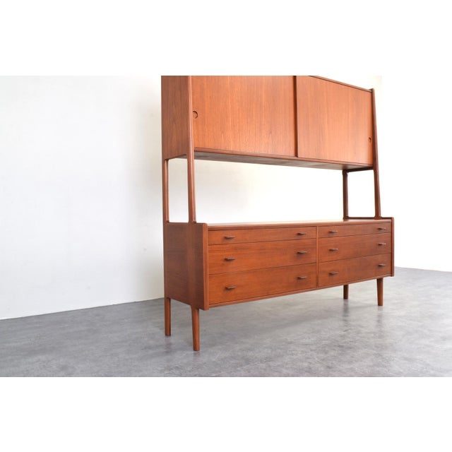 Brown Mid-Century Modern Danish Teak Sideboard by Hans Wegner for Ry Møbler, 1950s For Sale - Image 8 of 18