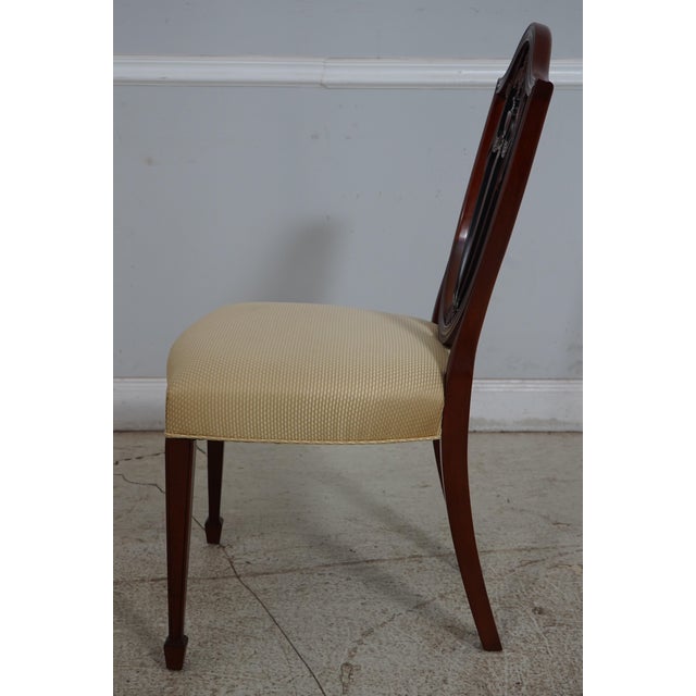 Traditional Kindel Shield Back Mahogany Side Chair For Sale - Image 3 of 12