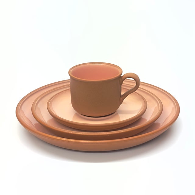 Stunning Peach & Terracotta Gloss & Matte Dinner Set - Place Settings for 6 / 32 Pieces For Sale In Miami - Image 6 of 13