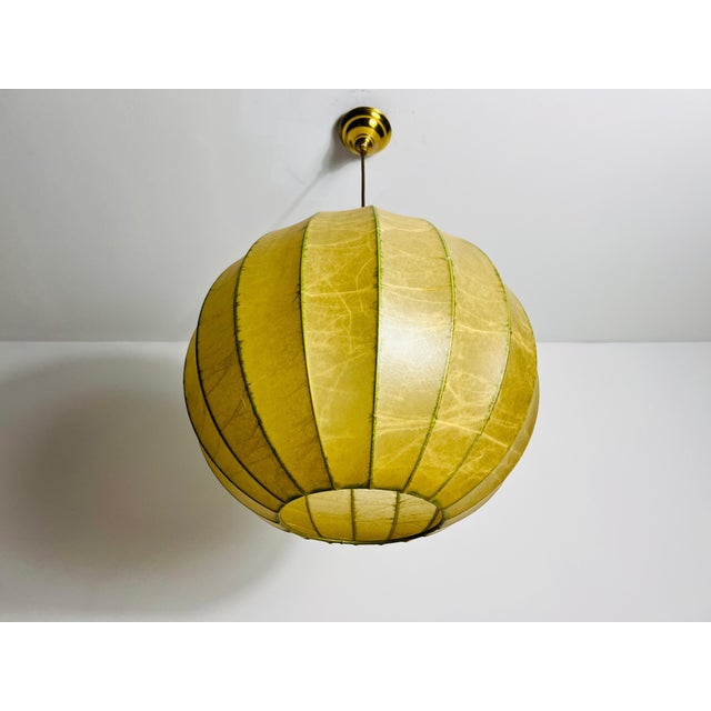 Mid-Century Round Cocoon Pendant Lamp, 1960s, Italy For Sale - Image 10 of 12