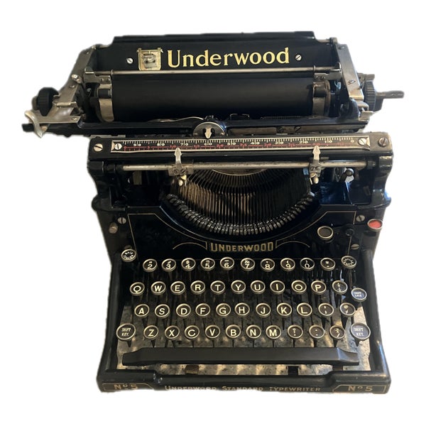 antique-underwood-typewriter-