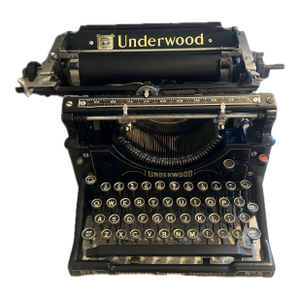 Antique Underwood Typewriter No.5