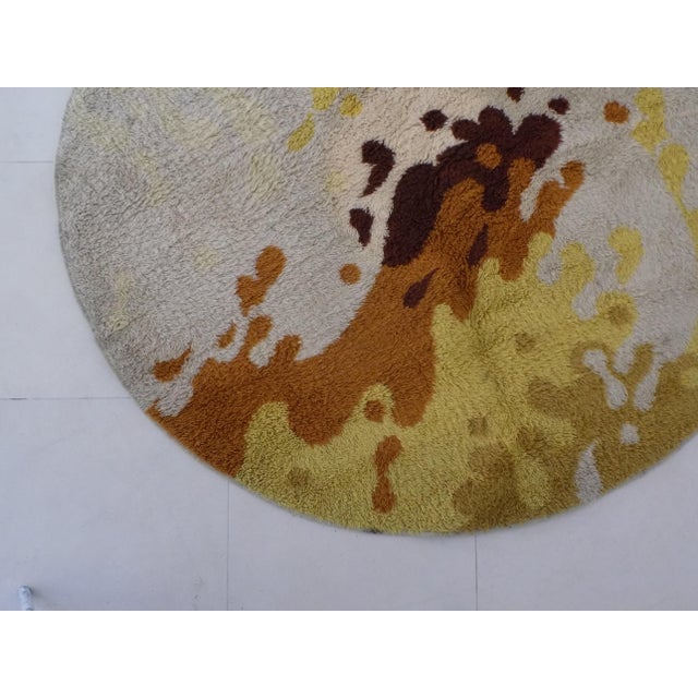 Textile Space Age Round Long Wool Rug, 1970s For Sale - Image 7 of 11