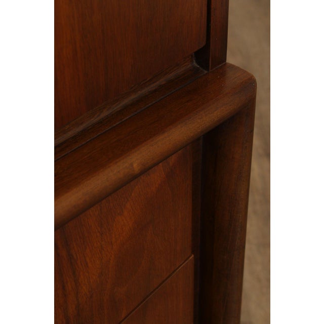 United Furniture Mid Century Modern Walnut High Chest For Sale - Image 11 of 18