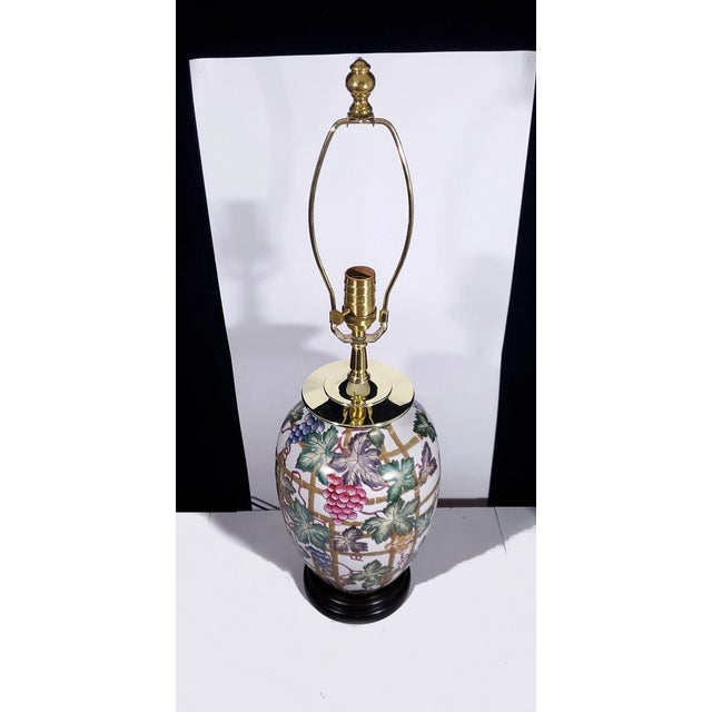 Elevate your space with this stunning pair of vintage Mid-Century Modern table lamps, crafted in the classic Chinese...