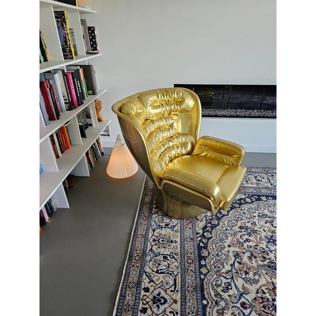 1920s Limited Edition Golden No. 1920 Elda Chair by Joe Colombo for Longhi, Italy For Sale - Image 5 of 10