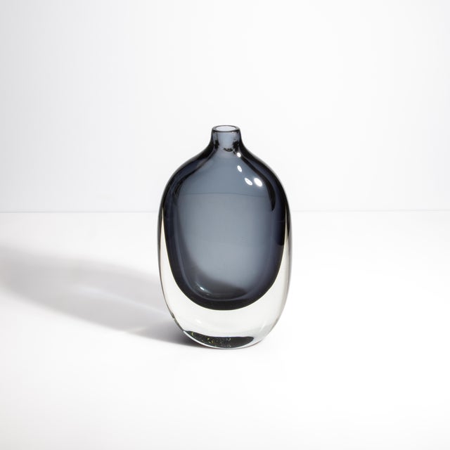 Hand Blown Murano Sommerso Vase in Grey/Clear For Sale - Image 4 of 8