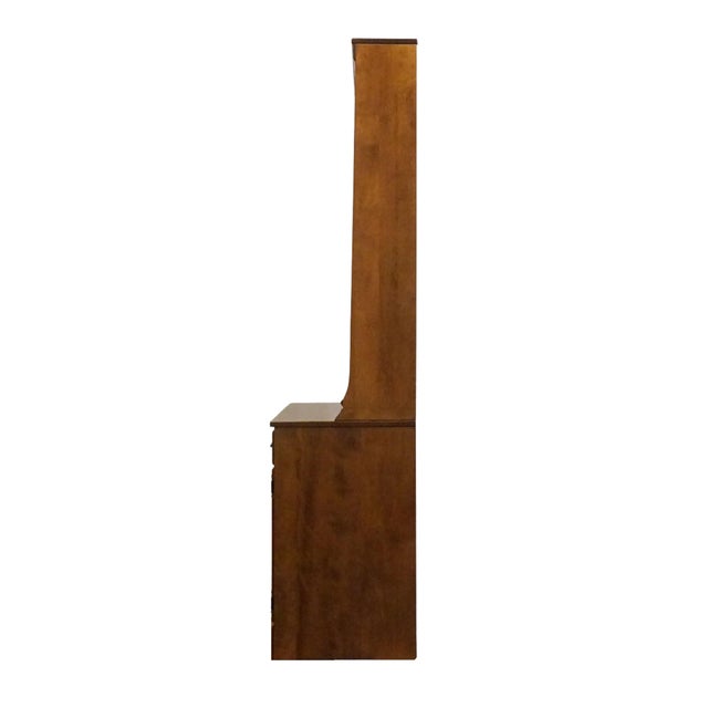 Ethan Allen Heirloom Nutmeg Maple CRP Custom Room Plan 30" Shutter Door Cabinet W. Bookcase Top 10-4511p / 10-4019 For Sale - Image 13 of 15