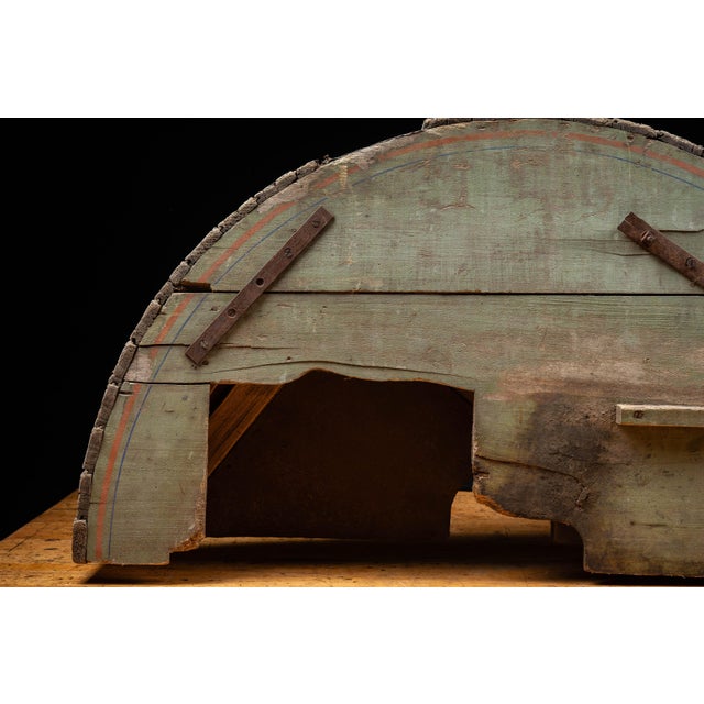 Early 20th C. "Hub City" Feed Cutter Wooden Sign by Albrecht, Fuchs & Thurmann For Sale - Image 10 of 16