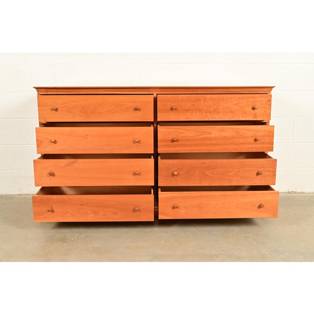 Late 20th Century Harden Furniture Arts and Crafts Shaker Solid Cherry Wood Eight-Drawer Dresser For Sale - Image 5 of 17