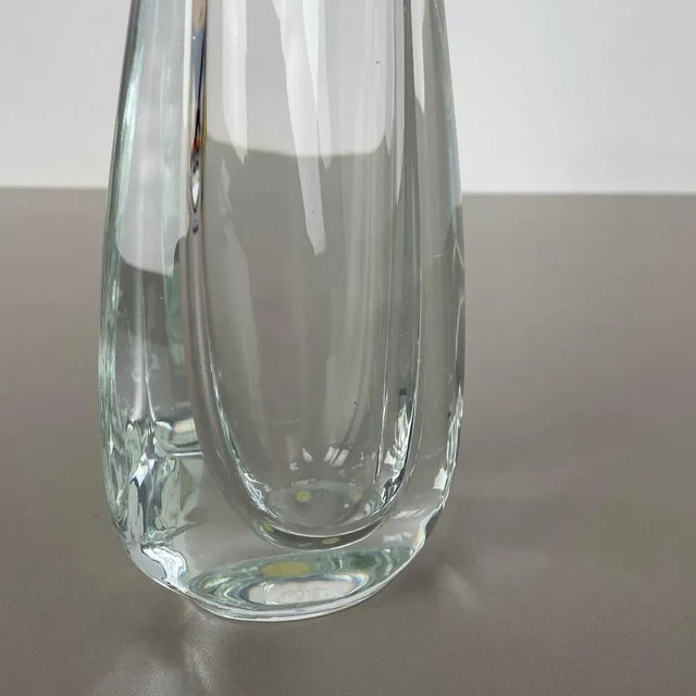 Large Floral Crystal Glass Vase attributed to Flavio Poli for Art Vannes, France, 1970s For Sale - Image 15 of 18