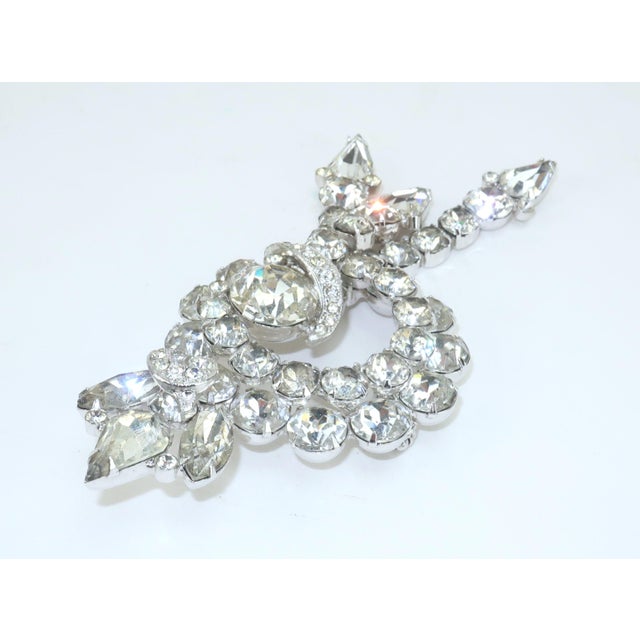 Large Eisenberg Rhinestone Dangle Brooch, 1950's For Sale In Atlanta - Image 6 of 12