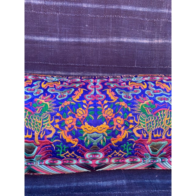 Chinoiserie Hollywood Regency Royal Blue & Gold Silk Embroidered Foo Dogs Chinoiserie Boudoir Lumbar Pillow For Sale - Image 3 of 9