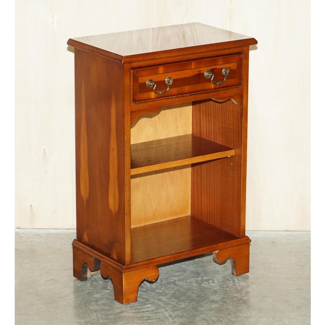 Lovely vintage burr yew wood side table bookshelf with single drawer A very good looking and well made piece, ideally...