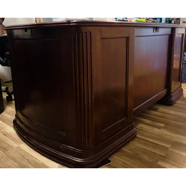 Hooker Furniture Executive Office Suite – 3 Pieces – Dark Cherry For Sale - Image 15 of 18