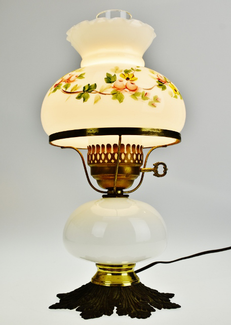 Vintage Hand Painted Glass Parlor Lamp 