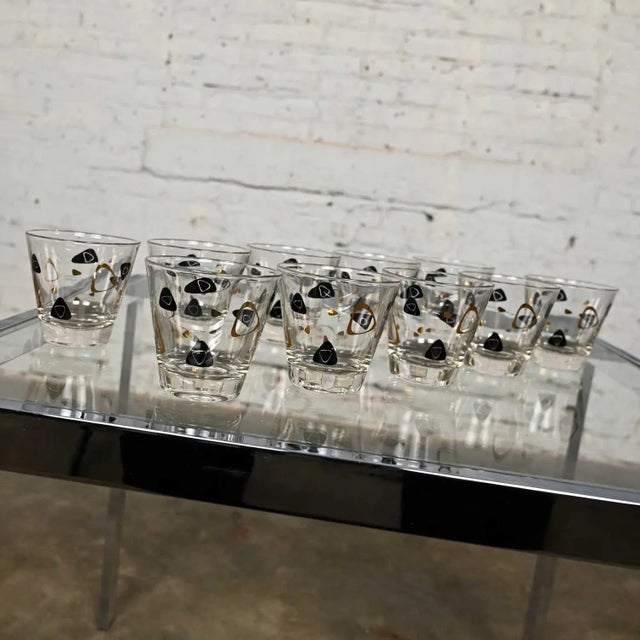 1950’s MCM Federal Glass Fantasy Black & 22 Karat Gold Manhattan Glasses Set of 10 For Sale - Image 12 of 13
