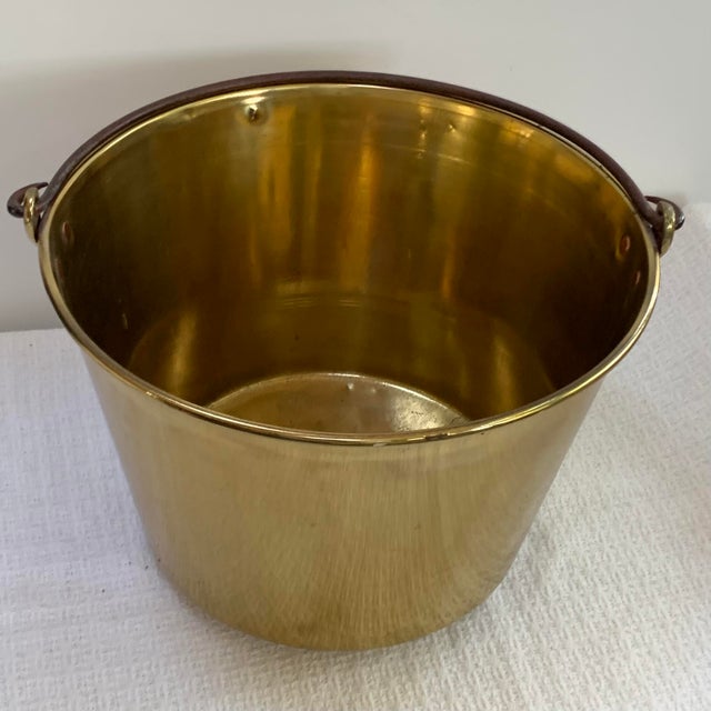 American Large Antique H. W. Hayden Patent Waterbury Brass Bucket / Preserving Kettle C. 1870–1890 For Sale - Image 3 of 9