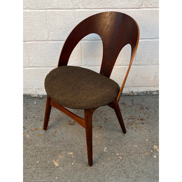 Mid-Century Modern Set of Four Unique Mid-Century Bentwood Dining Chairs For Sale - Image 3 of 12