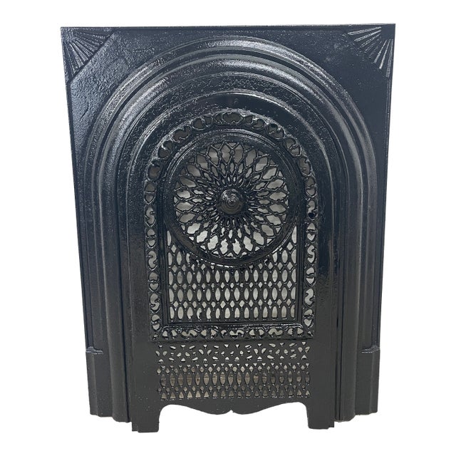 Late 18th Century 21" W X 27"h Decorative Cast Iron Fireplace Surround and Wagon Wheel Insert For Sale